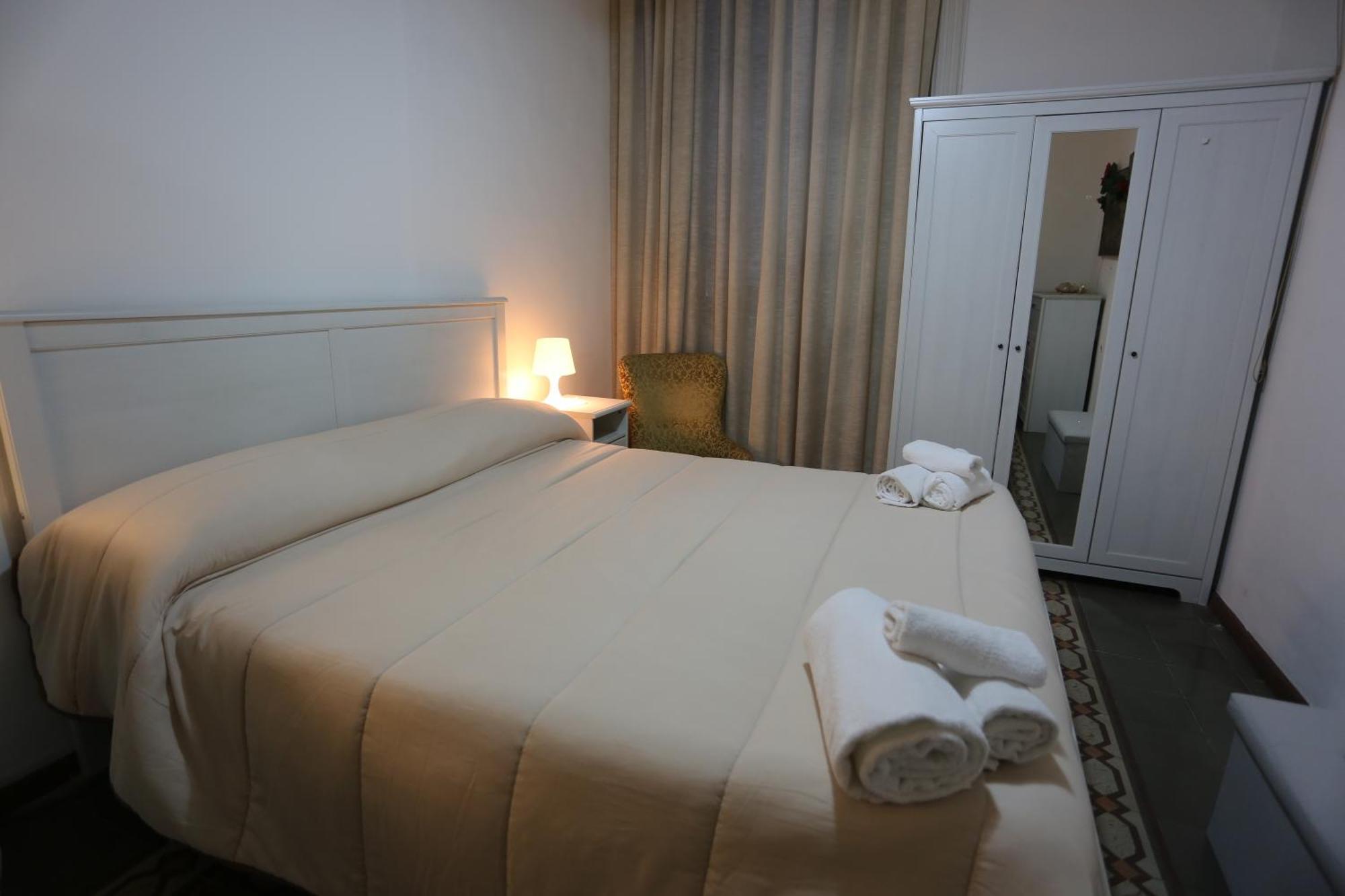 Bed and Breakfast A Casa Di Laura CTA Exterior foto